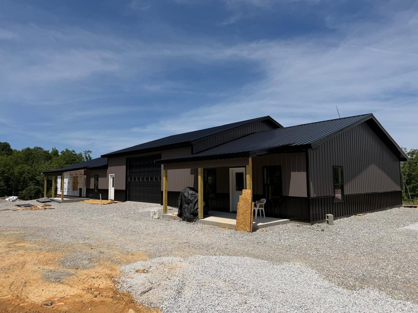 Black Metal Barndominium in Middle Tennessee
